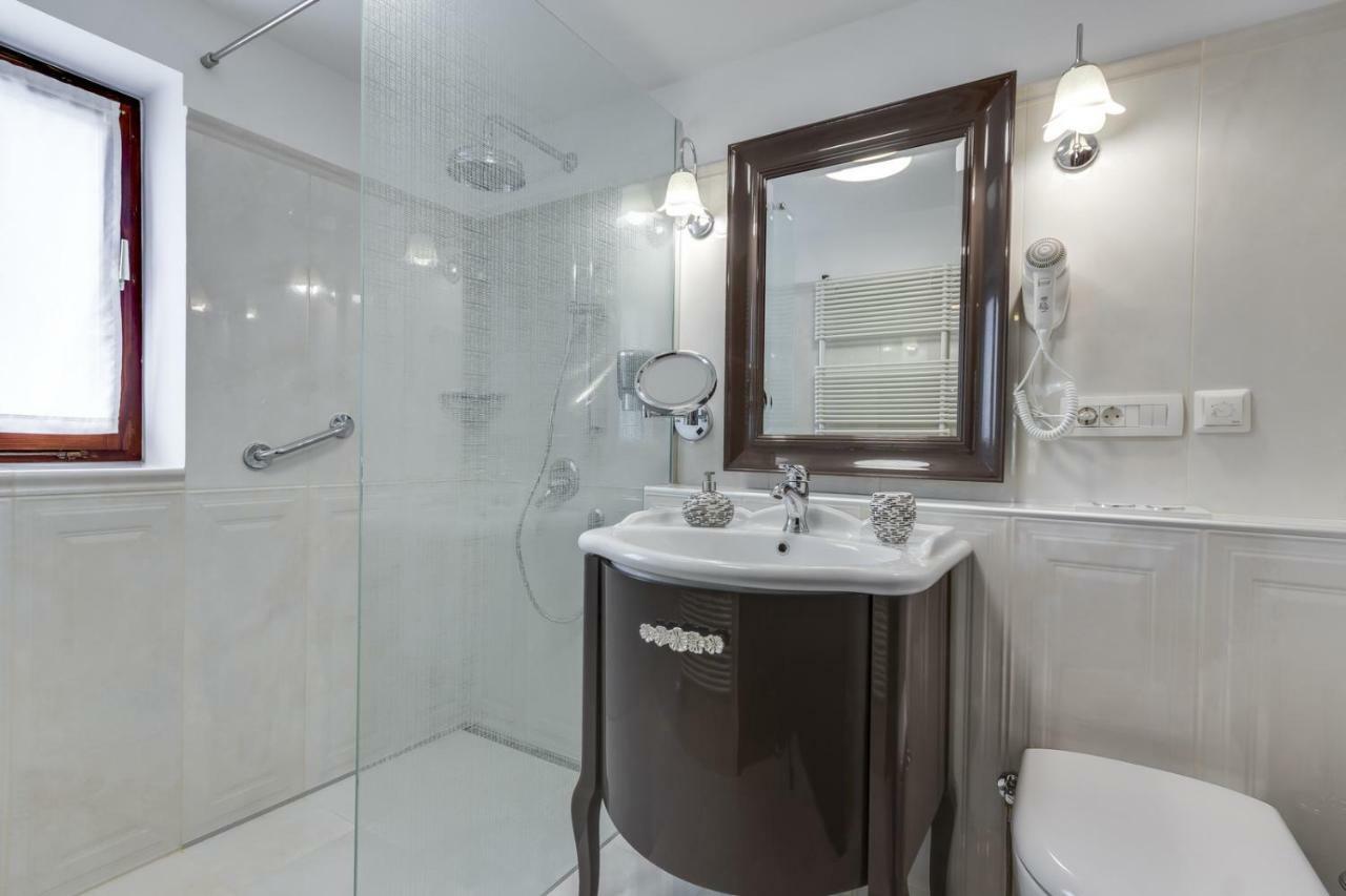 Lake Bled Holiday Home Екстер'єр фото
